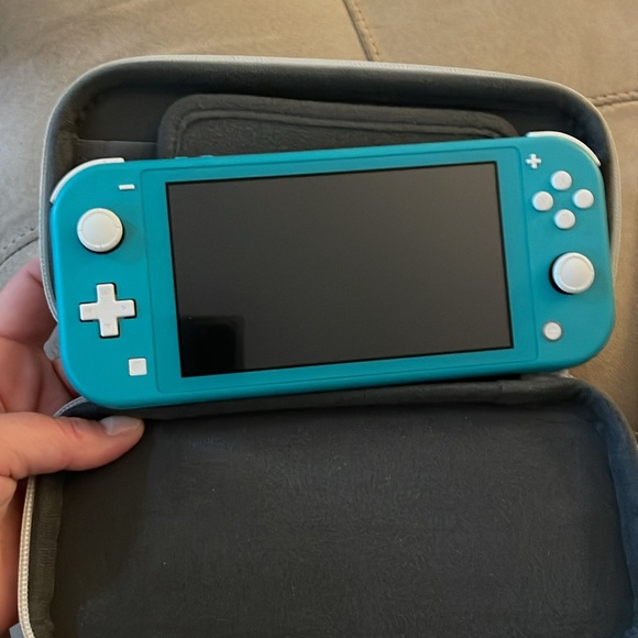 Nintendo Switch Lite- Turquoise (NWOT) - Picture 3 of 4
